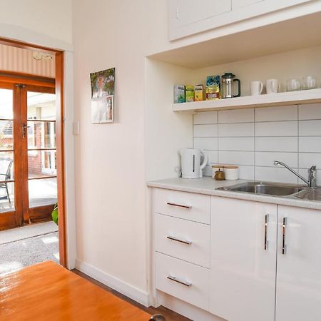Sunny Mornington 2 Bedroom Guest Suite Dunedin Ngoại thất bức ảnh